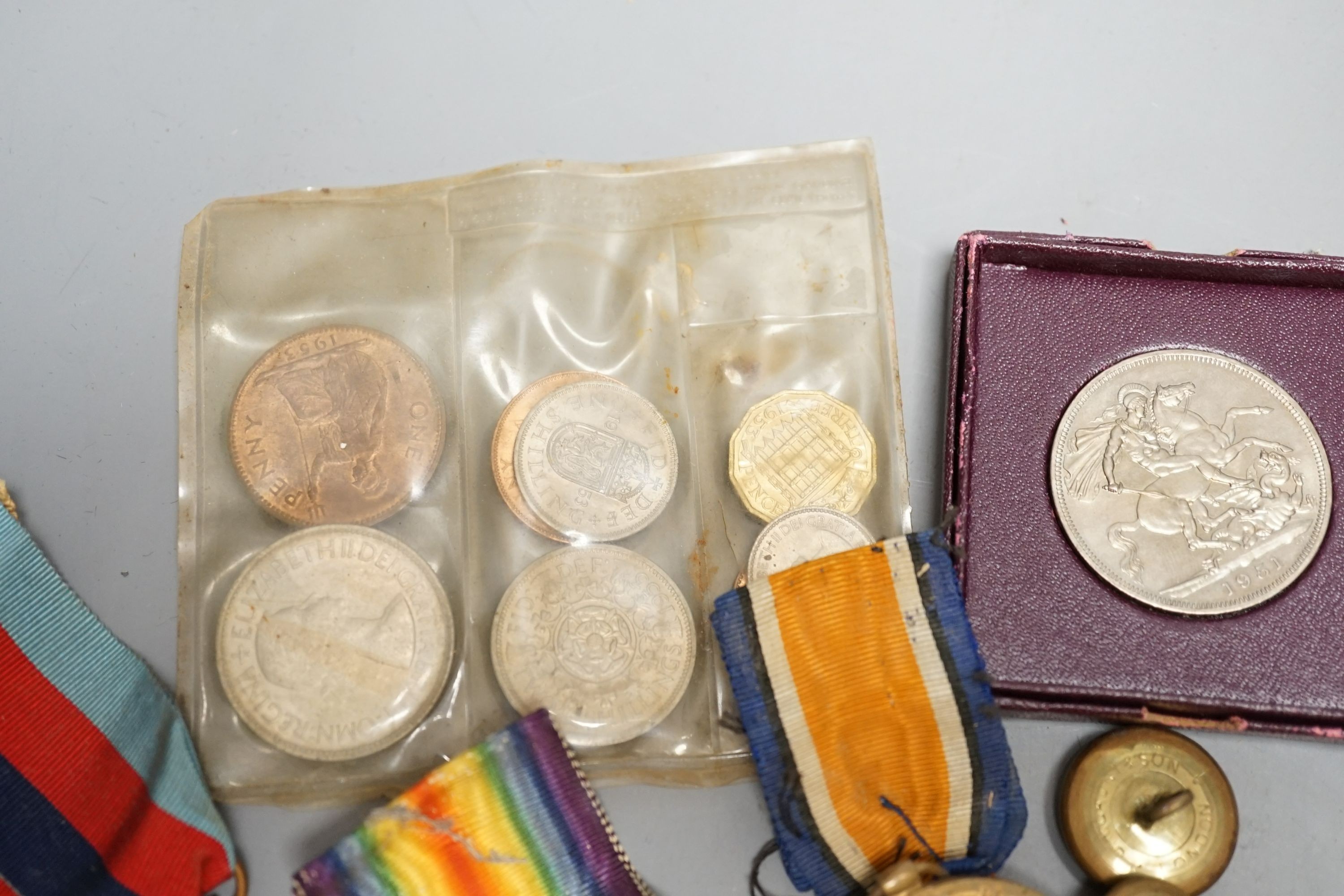 Mixed WW2 medals and coins